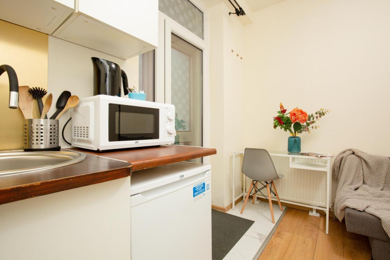 Micro Apartment Miaczynska By Noclegi Renters Varšava Exteriér fotografie